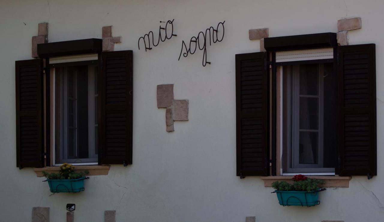 Casa Vacanze Mon Reve Cavalcaselle Eksteriør billede
